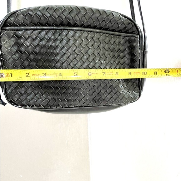 Ganson/Black/ShoulderbagWeave/Double Strap/Zipper Closure/Vintage/Hong Kong - Picture 11 of 15